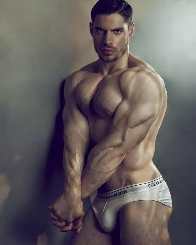 Antoine Morieult yang Cantik oleh Daniel Jaems 15661_18