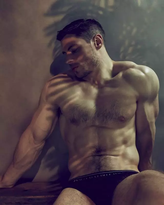 The Gorgeous Antoine Morieult na Daniel Jaems 15661_5