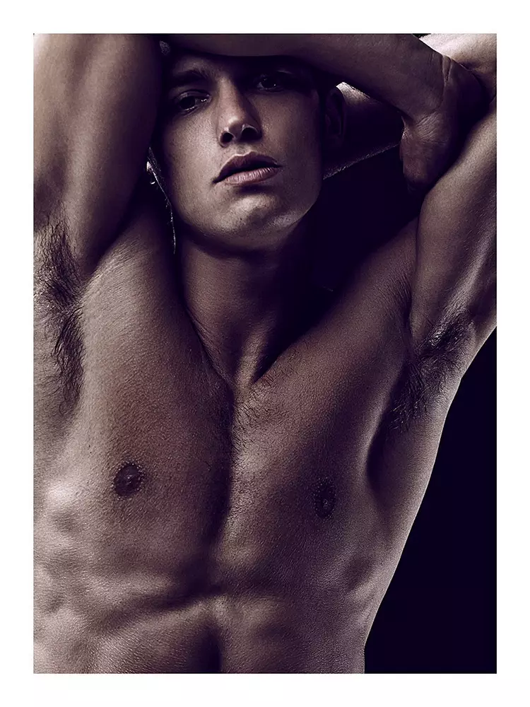 Besatthet: Lucas Garcez av Daniel Jaems