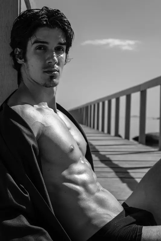 Ahora es el momento de conocer a Gabriel Fletcher de Paulo H. Decidimos presentarles al modelo brasileño Gabriel Fletcher, quien requiere que todos sean un modelo masculino en forma hermosa, fotografiado por Paulo H.