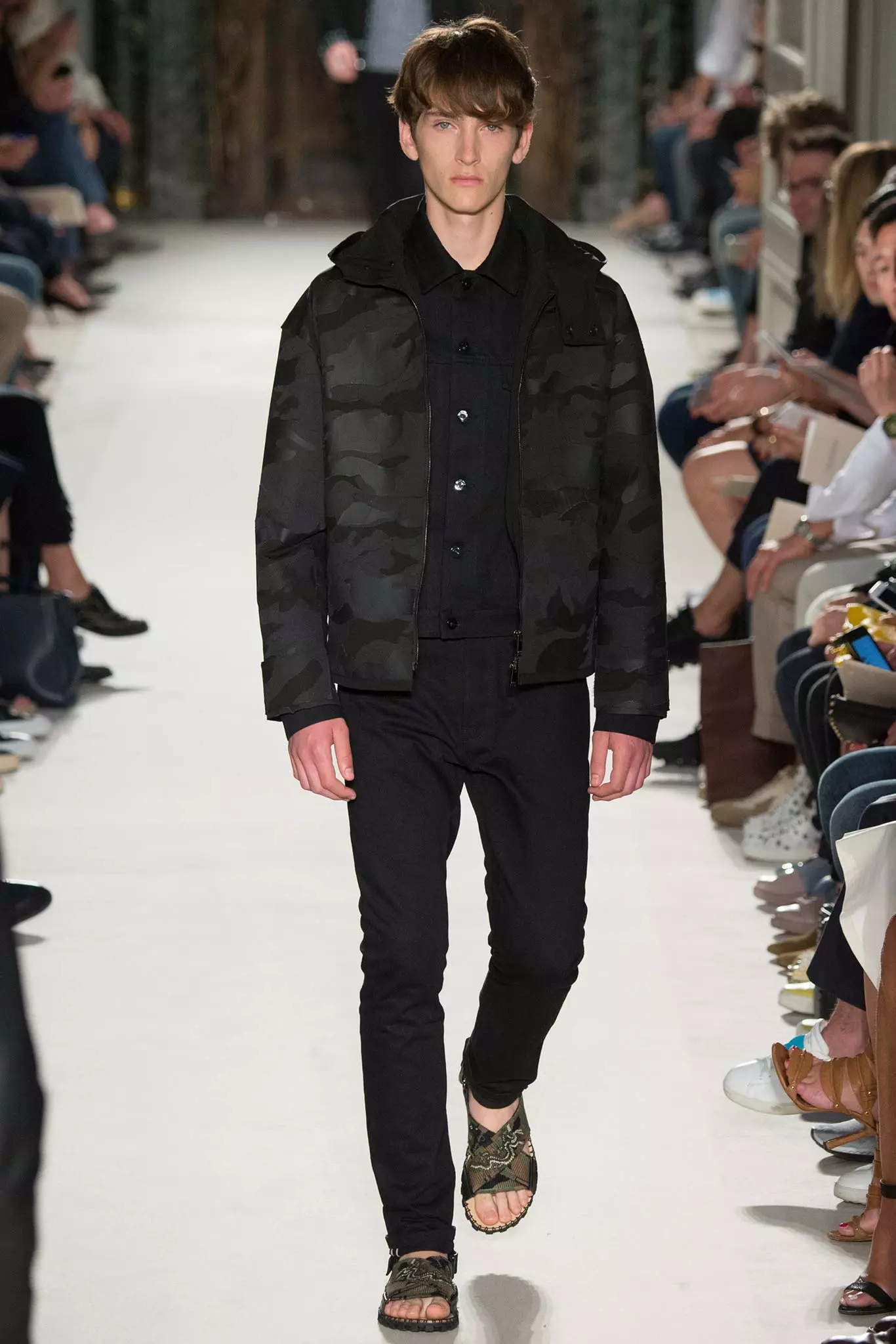 Valentino Printemps 2016 Mode Homme078