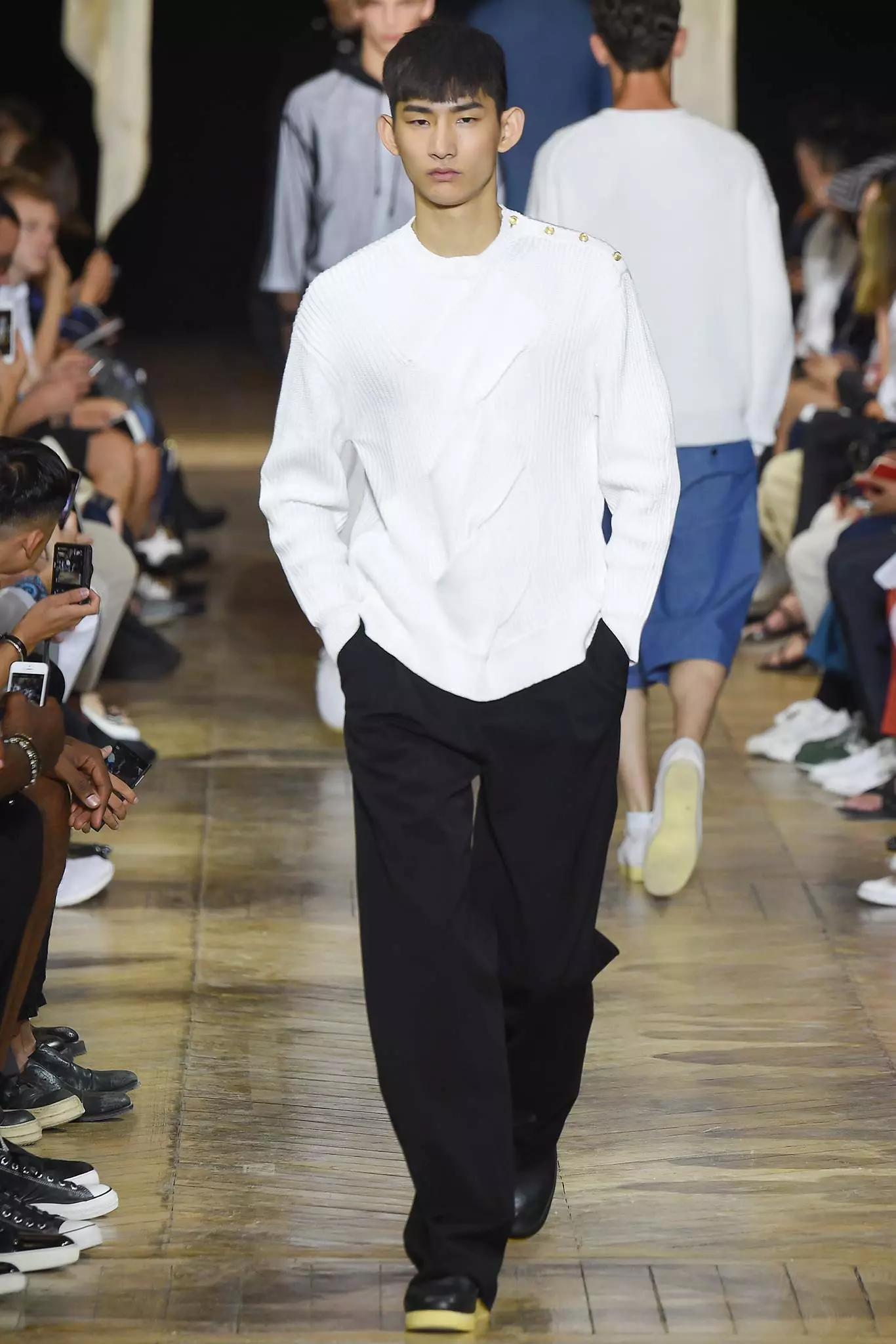 3.1 Phillip Lim Spring 2016 Տղամարդկանց հագուստ211