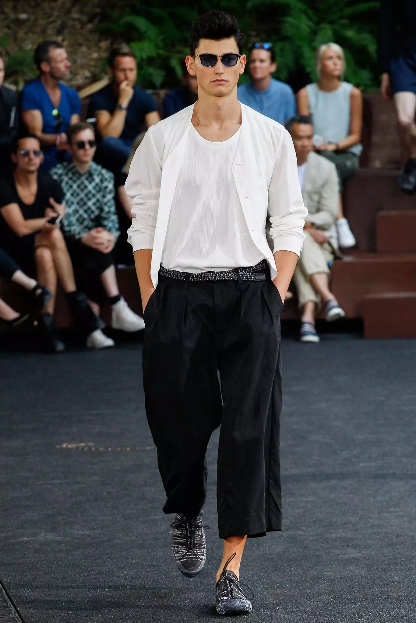 Issey Miyake Spring 2016 Menswear246 |