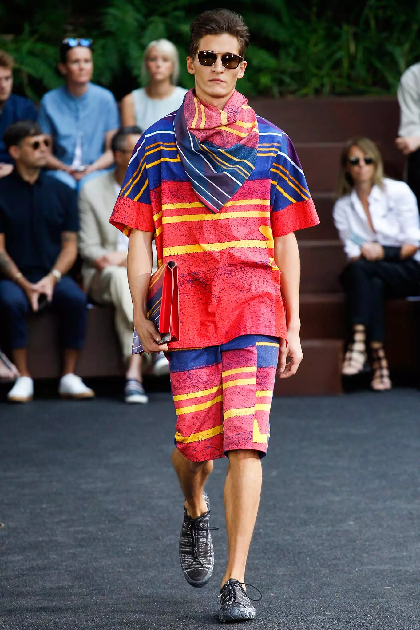 Issey Miyake بهار 2016 Menswear266