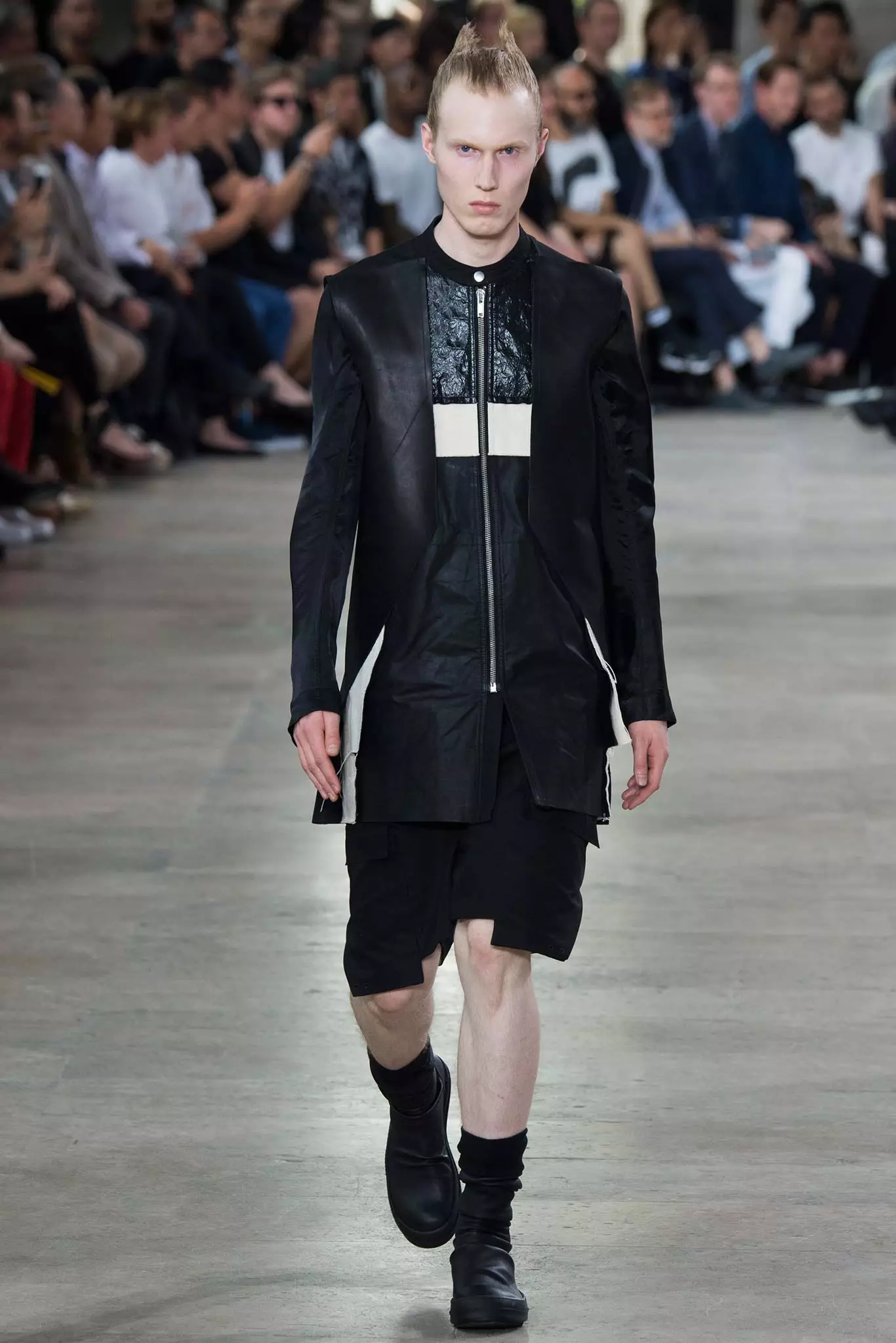 Rick Owens İlkbahar 2016 Erkek Giyim327