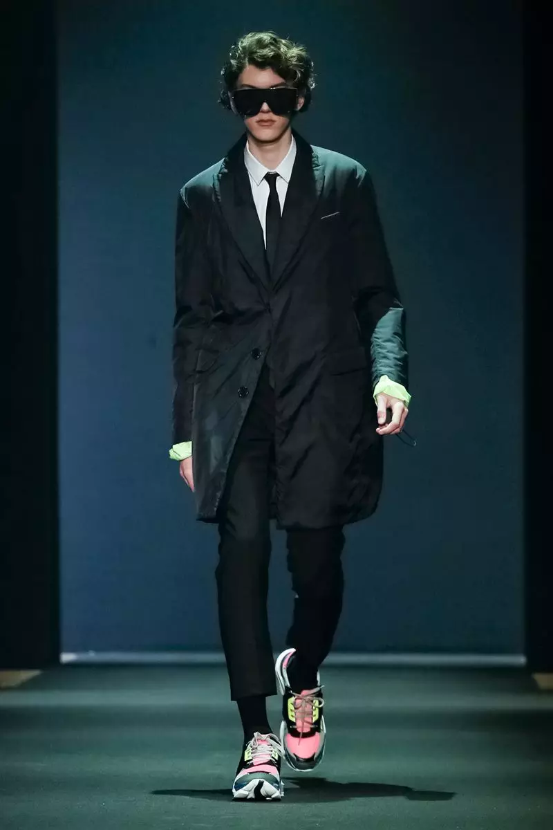 Les Hommes Menswear Caij Nplooj Ntoos Hlav 2019 Milan38