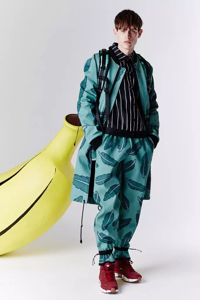 Der in London ansässige Sportswear-Designer Bobby Abley blieb seiner fröhlichen und karikaturhaften DNA mit einer Herbstkollektion mit dem Titel Jungle Book treu. Abley wurde von der Idee buchstäblicher Dschungelreferenzen inspiriert, vermischte sich jedoch mit dem Großstadtdschungel, den er in New York erlebte.