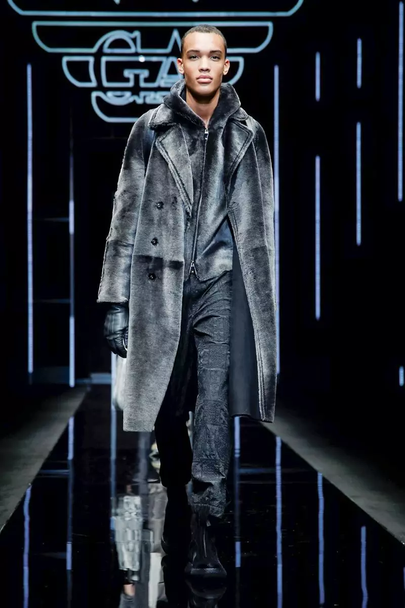 Îmbrăcăminte pentru bărbați Emporio Armani Toamna Iarnă 2019 Milano20