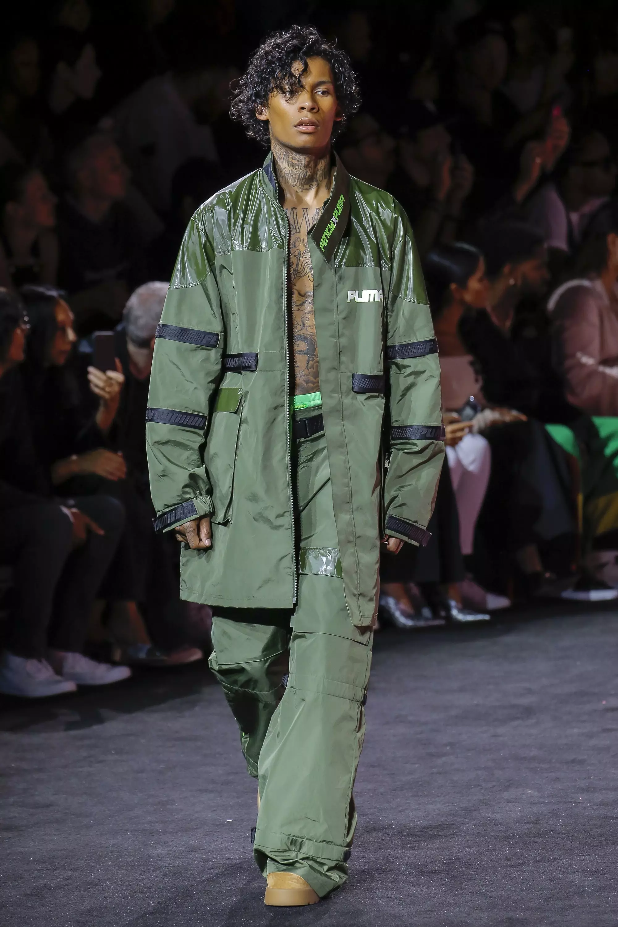 FENTY X PUMA PÁNSKÉ RTW SS18 NYFW6