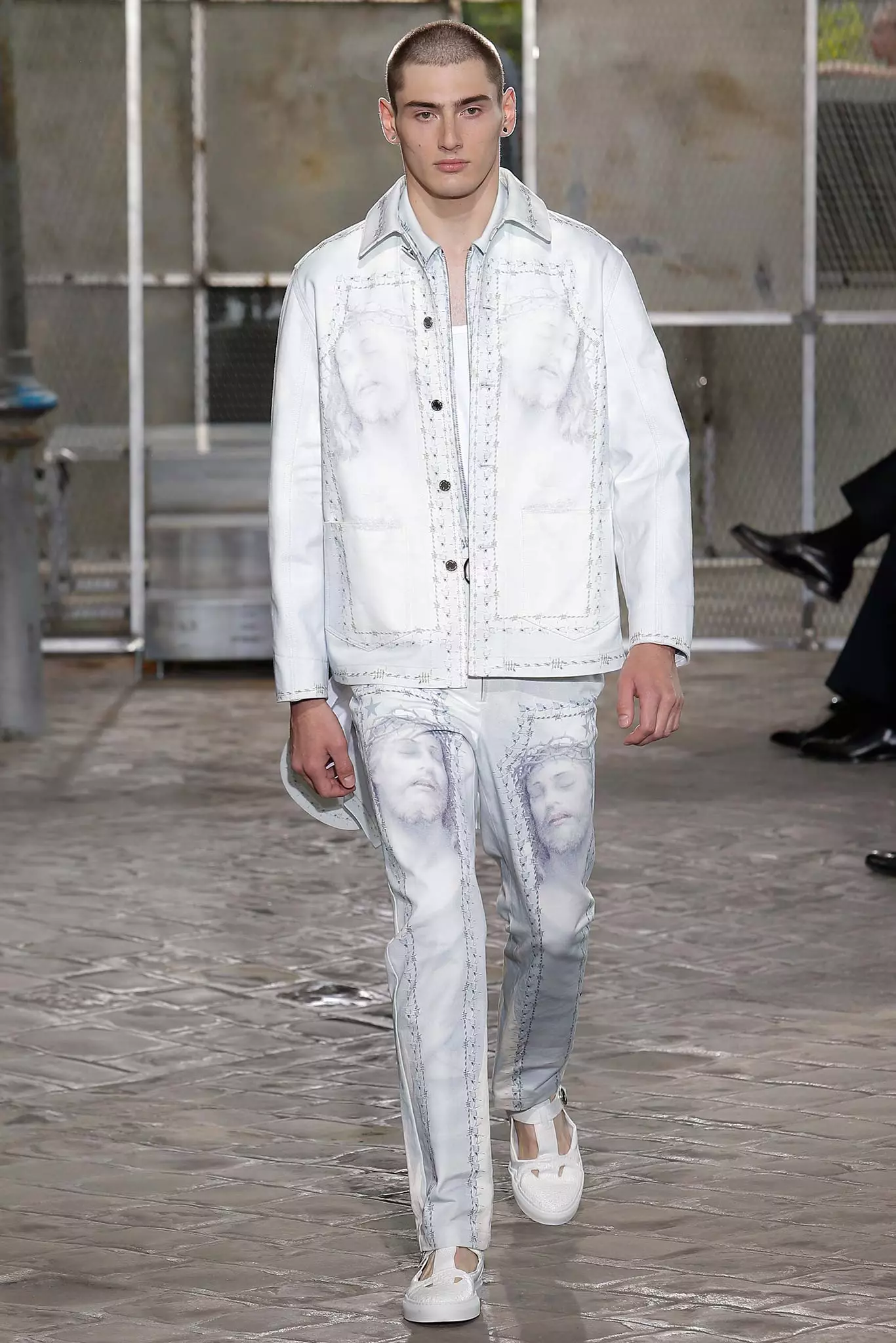 Givenchy Spring 2016 Menswear579