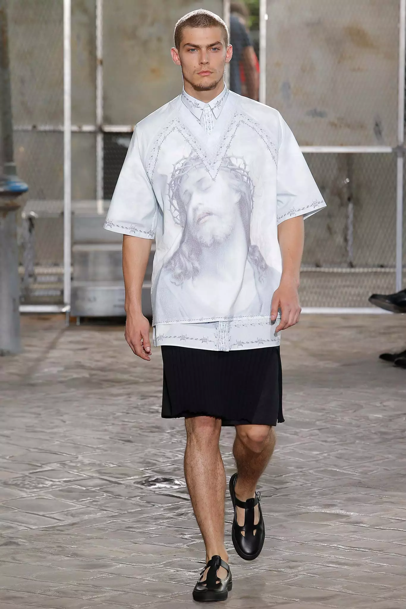 Givenchy Spring 2016 Menswear 580