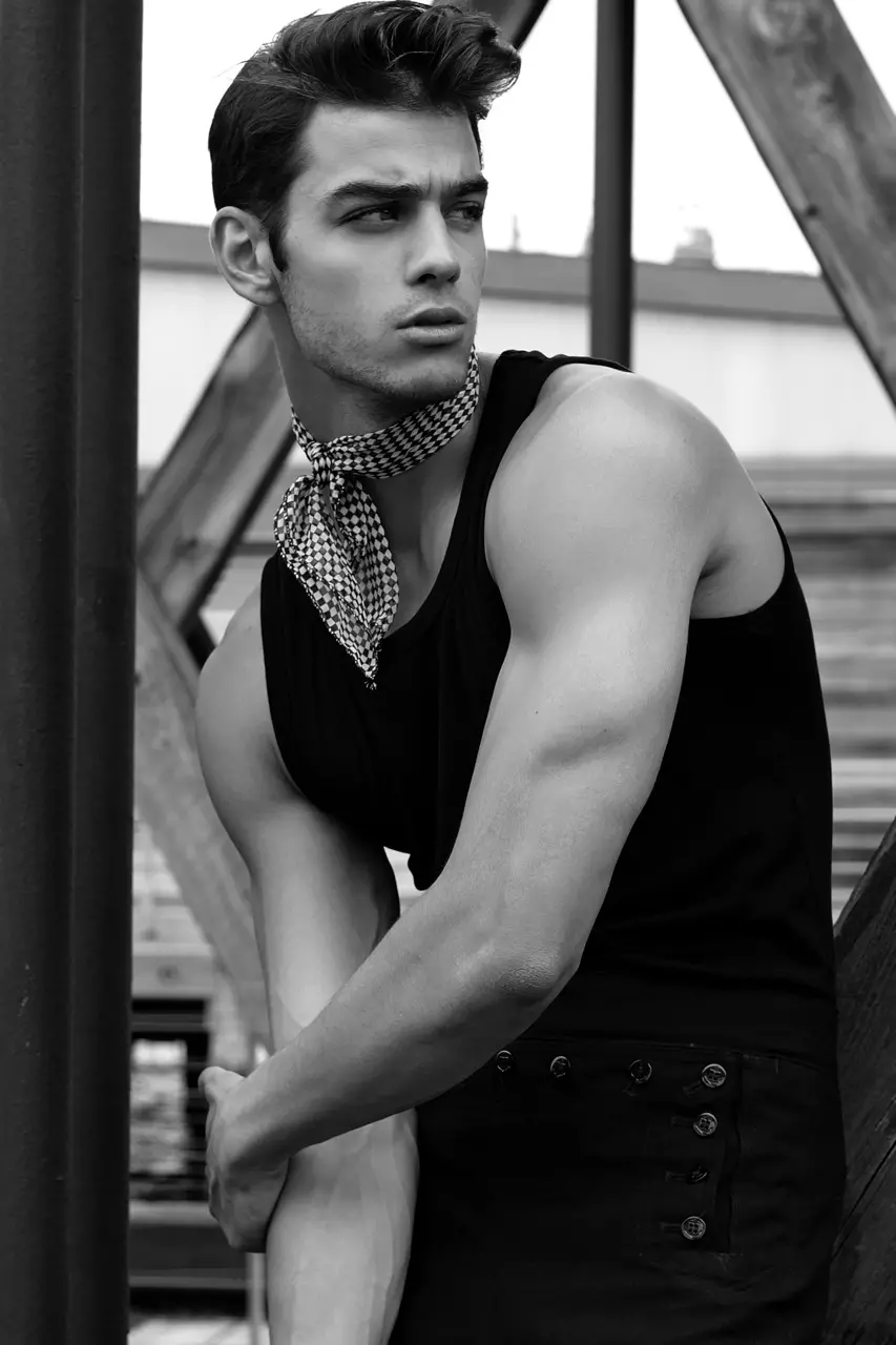 Scott Gardner, modelo sexy de AF nativo de California, en 22 fotos estupendas tomadas polo talentoso Thomas Synnamon no Pier 66