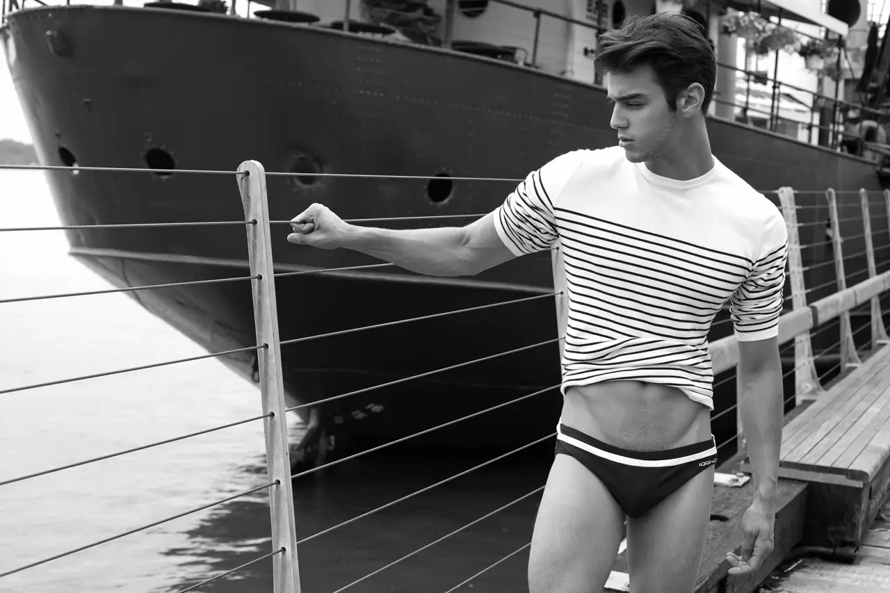 Scott Gardner, modelo sexy de AF nativo de California, en 22 fotos estupendas tomadas polo talentoso Thomas Synnamon no Pier 66