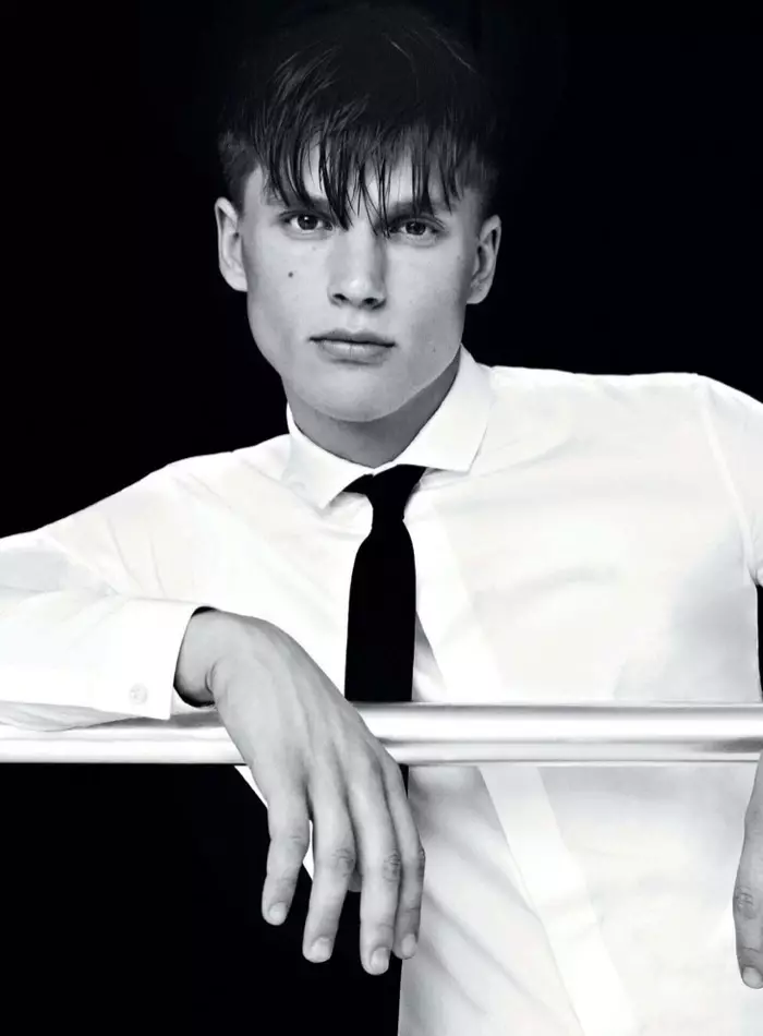 700x950xotto-pierce-dior-homme-0007.jpg.pagespeed.ic.3LnFRr6nDS