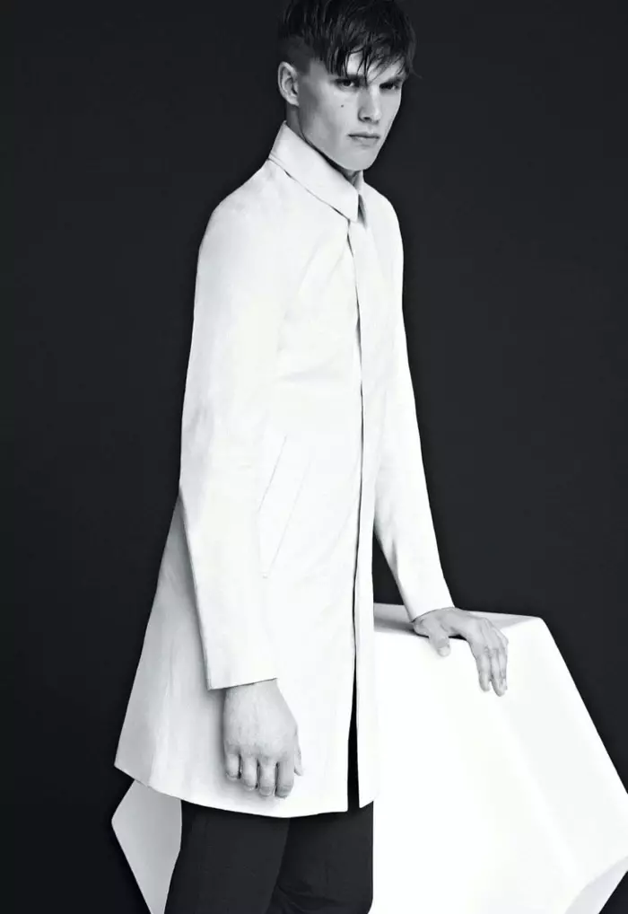 700x1018xotto-pierce-dior-homme-0002.jpg.pagespeed.ic.Hh3bnsnP5o