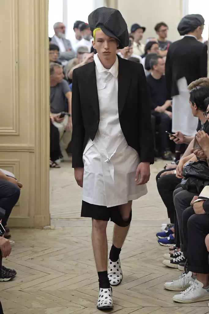 Comme Des Garçons Tane RTW Spring 2016