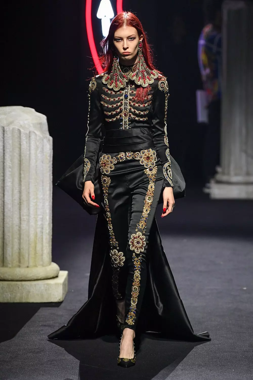 لباس مردانه Moschino پاییز زمستان 2019 Rome36