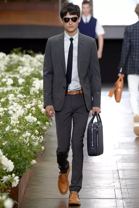 Dior Homme ስፕሪንግ 2016 የወንዶች ልብስ811