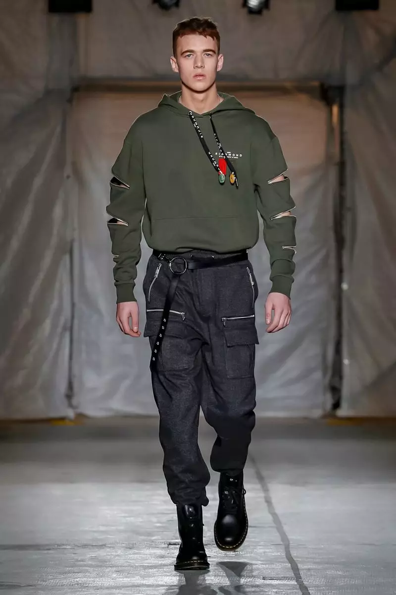 John Richmond manlju en froulju Fall Winter 2019 Milan50