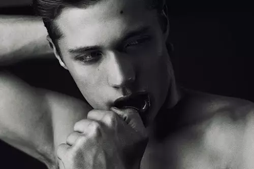 Steven Chevrin ni Daniel Jaems sa Obsession #1 para sa F.TAPE 17035_4