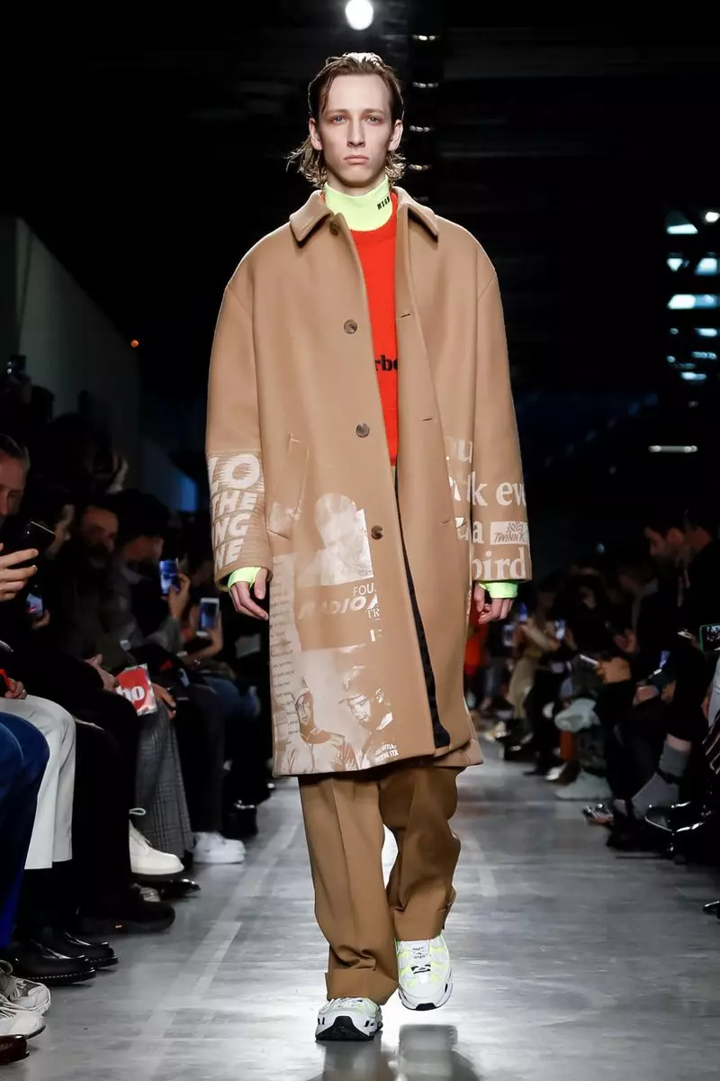 MSGM Vira Vesto Aŭtuno Vintro 2019 Milano16