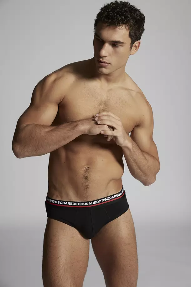 Kukhazikitsa kampeni yatsopano ya Dsquared2 Underwear Campaign AW 2020 1730_26