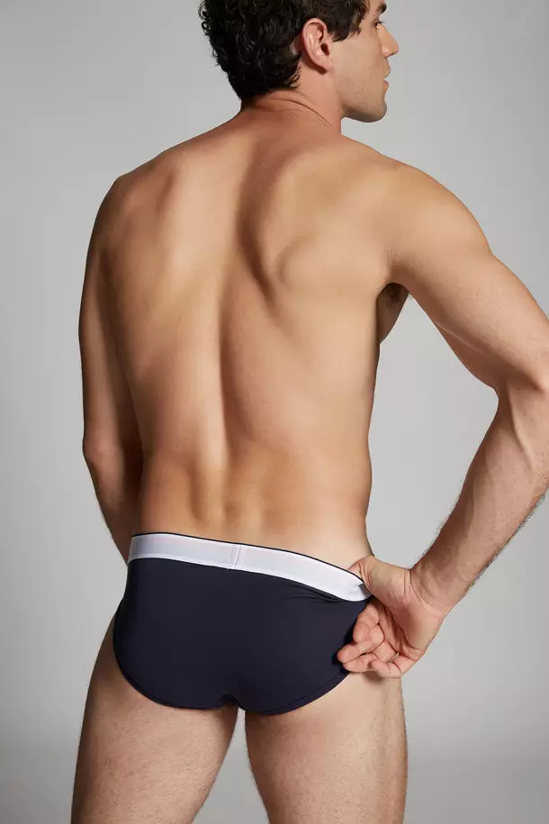 D2UNDERWEAR: Yeni #Dsquared2 Alt paltarı kampaniyasını təqdim edirik