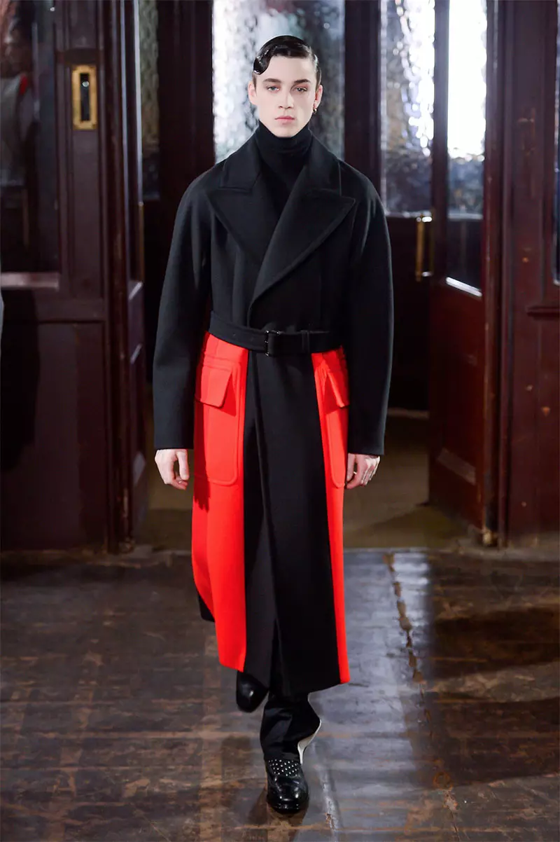 اليگزينڊر-McQueen_fw13_11