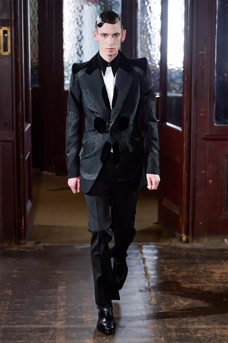 Alexander-McQueen_fw13_26