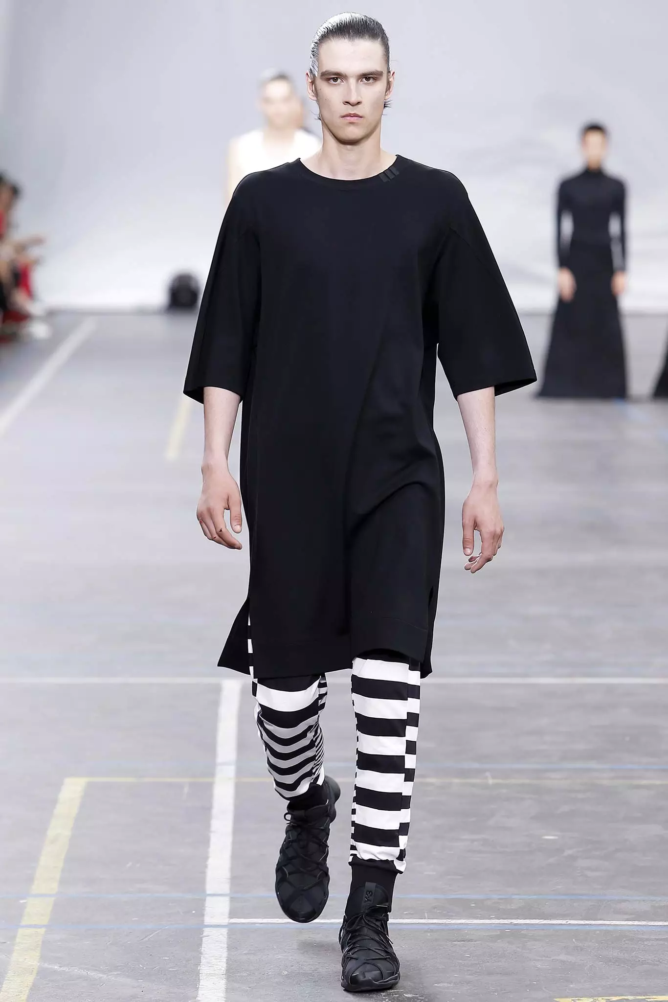 Y-3 वसन्त 2016 Menswear187