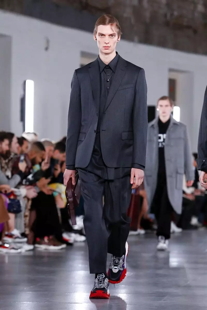 Valentino Tufafin Mens Faɗuwar hunturu 2019 Paris17