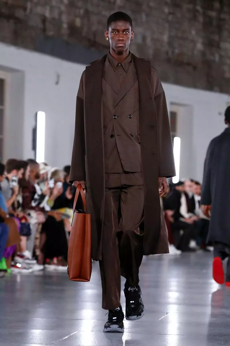 Roupa masculina Valentino Outono Inverno 2019 Paris20