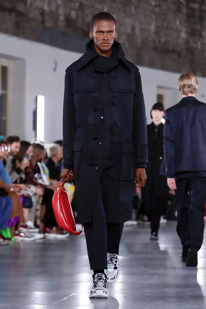 Valentino Menswear Majira ya Baridi 2019 Paris32