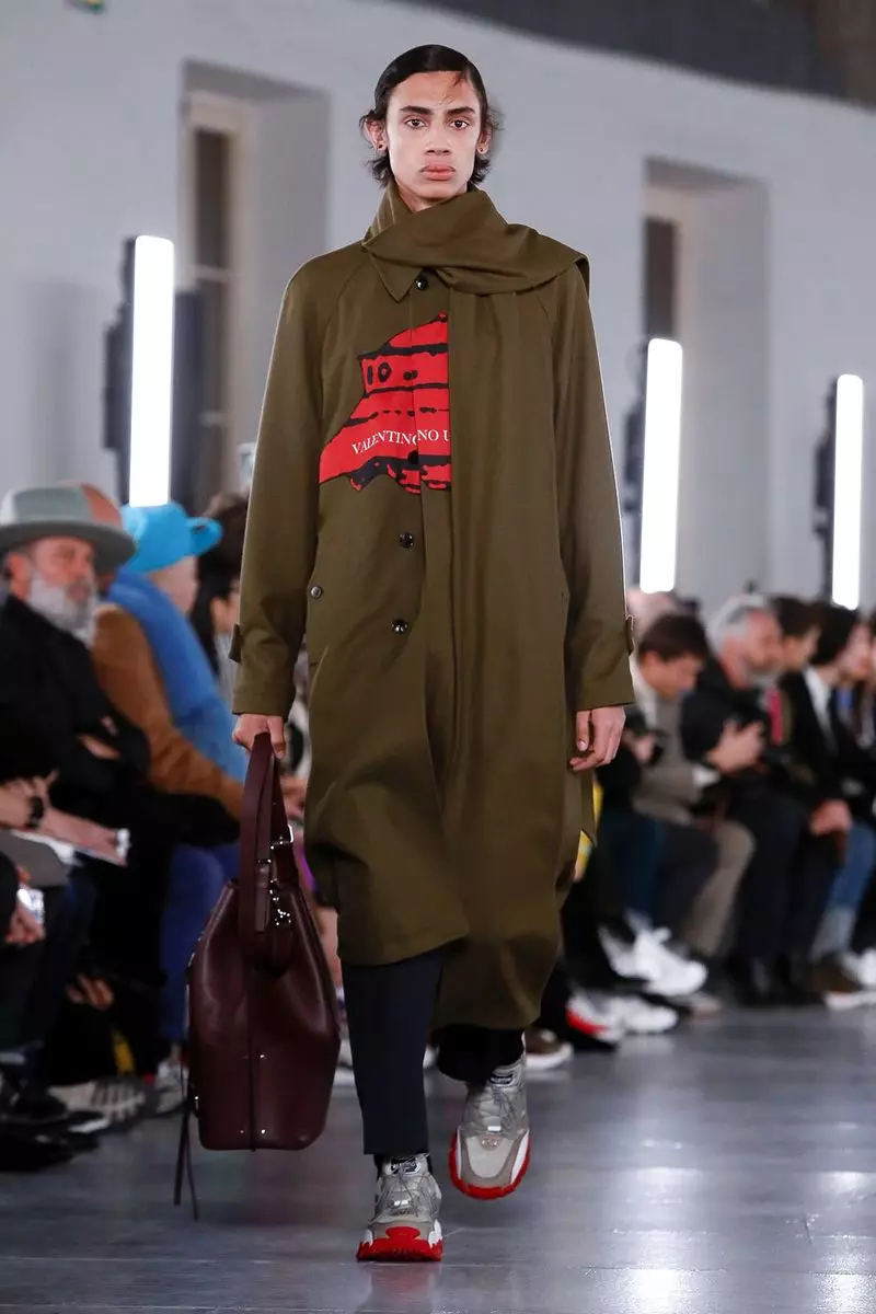 Valentino Menswear Fall Winter 2019 Paris34