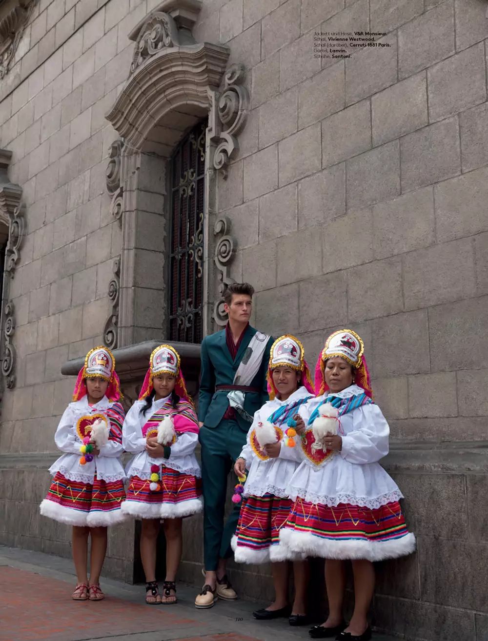 O lo'o tu'uina atu e le tagata pu'eata ata o Karl Simone lana fa'atonu fou ma le Top Model John Todd i New York Models mo le fanaina o L'Officiel Hommes Suiselani i Lima, Peru. Gaosiga ma Fa'atonuga Fa'ata'ita'i saunia e Giorgio Ammirabile ile The Rooms Fashion. Styling e Fleur Huynh Evans.