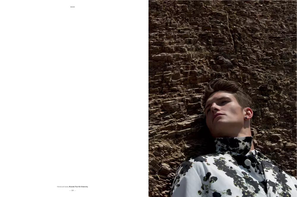 Motefotograf Karl Simone presenterer sin nye redaksjon med toppmodellen John Todd på New York Models for L'Officiel Hommes Sveits-opptak i Lima, Peru. Produksjon og Art Direction av Giorgio Ammirabile på The Rooms Fashion. Styling av Fleur Huynh Evans.