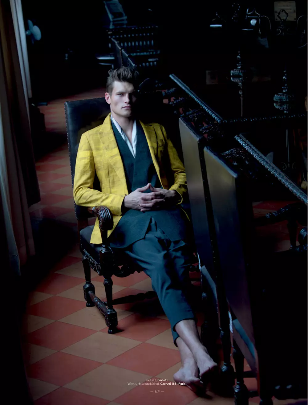 Fotografer fashion Karl Simone nampilkeun redaksi anyarna sareng Top Model John Todd di New York Models pikeun L'Officiel Hommes Swiss shooting di Lima, Peru. Produksi sareng Arah Seni ku Giorgio Ammirabile di The Rooms Fashion. Styling ku Fleur Huynh Evans.