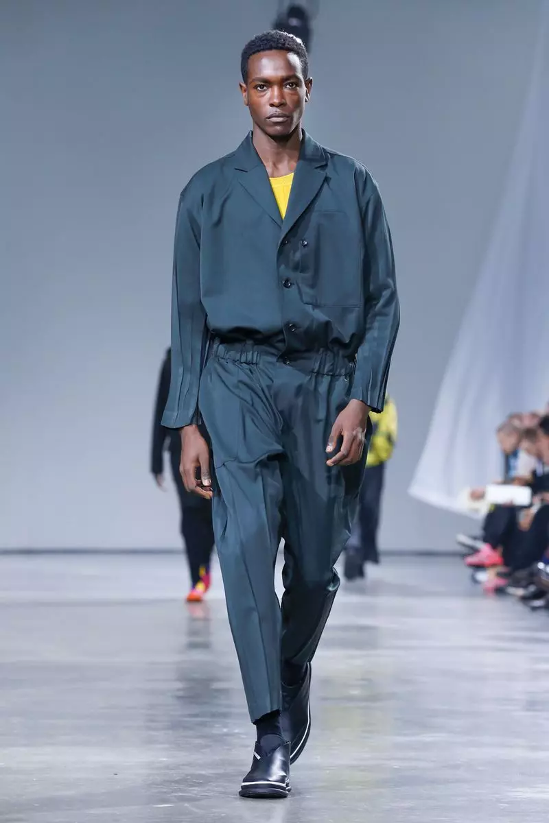 Мужская одежда Issey Miyake осень-зима 2019 Paris17