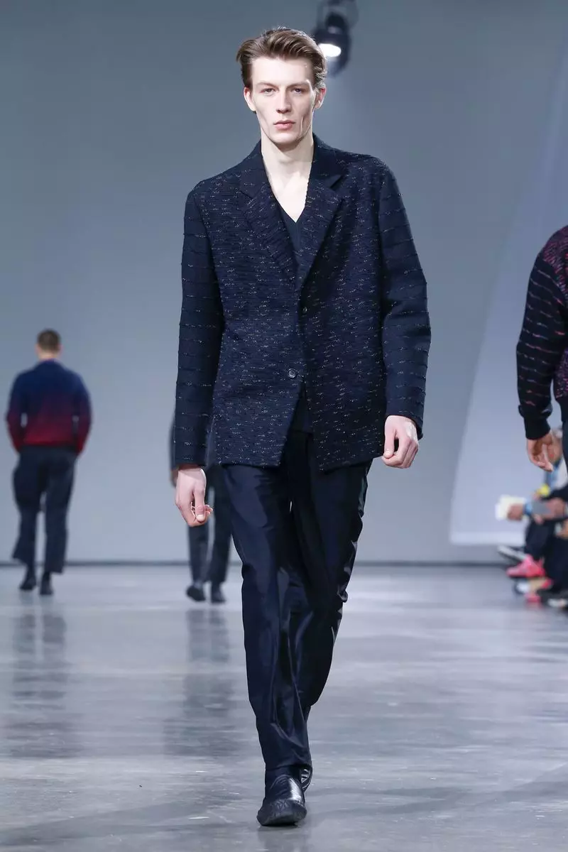 Issey Miyake Эркектердин Күзгү Кышкы 2019 Париж18