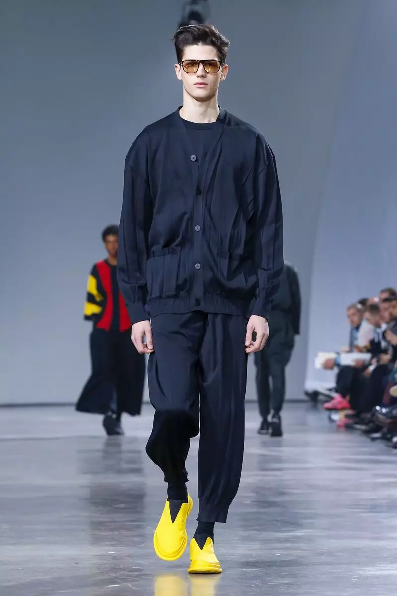 Issey Miyake Menswear ລະດູໃບໄມ້ຫຼົ່ນລະດູໜາວ 2019 Paris30