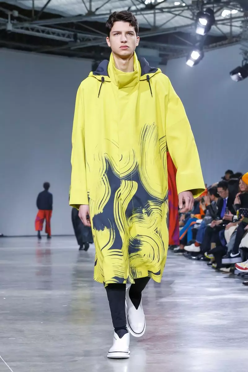 Issey Miyake Vira Vesto Aŭtuno Vintro 2019 Parizo41