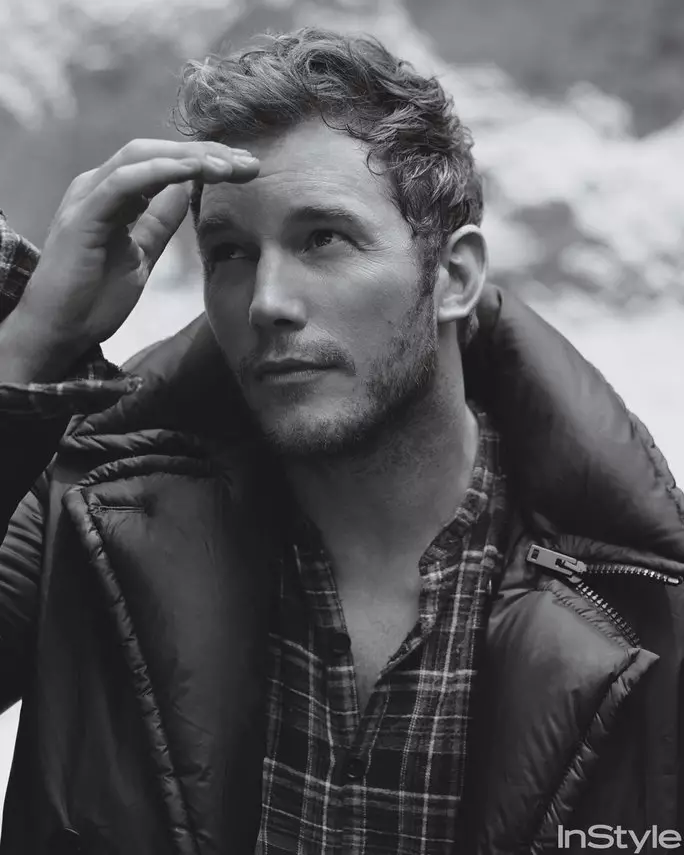 Karakteristik sa a te parèt premye nan nimewo InStyle septanm 2016 la. Pou wè plis foto eksklizif Chris Pratt epi li entèvyou konplè li