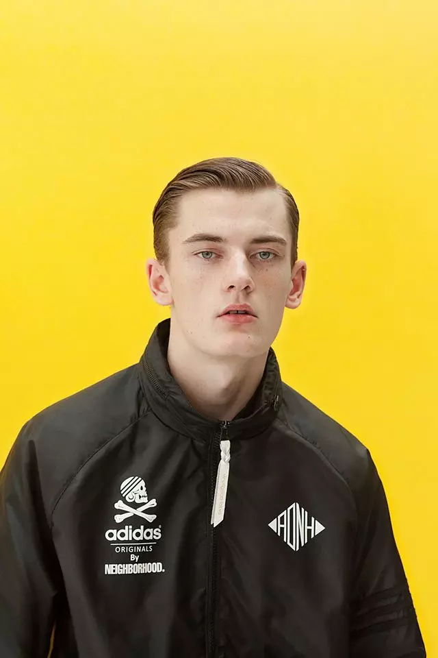 Teine hooaeg koostöös Jaapani plaadifirmaga Neighbourhood, ikooniline adidas Originals pärand abiellus NEIGHBORHOODi visuaalse identiteediga. Algab laupäeval, 21. veebruaril. Lisateabe saamiseks võtke ühendust meie klienditeeninduse meeskonnaga aadressil info@endclothing.co.uk või helistage numbril 0191 231 3983