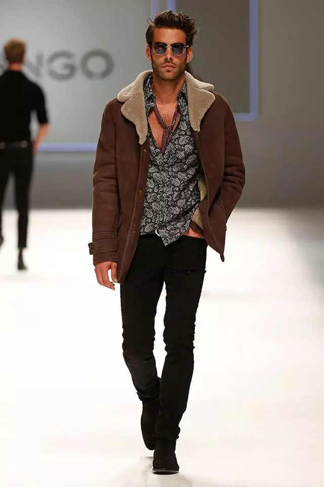 Mango Man Frühjahr 2016 Herrenmode 080 Barcelona372