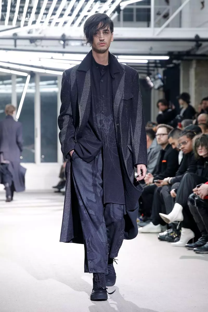 Yohji Yamamoto Menswear Caij Nplooj Ntoos Hlav 2019 Paris33