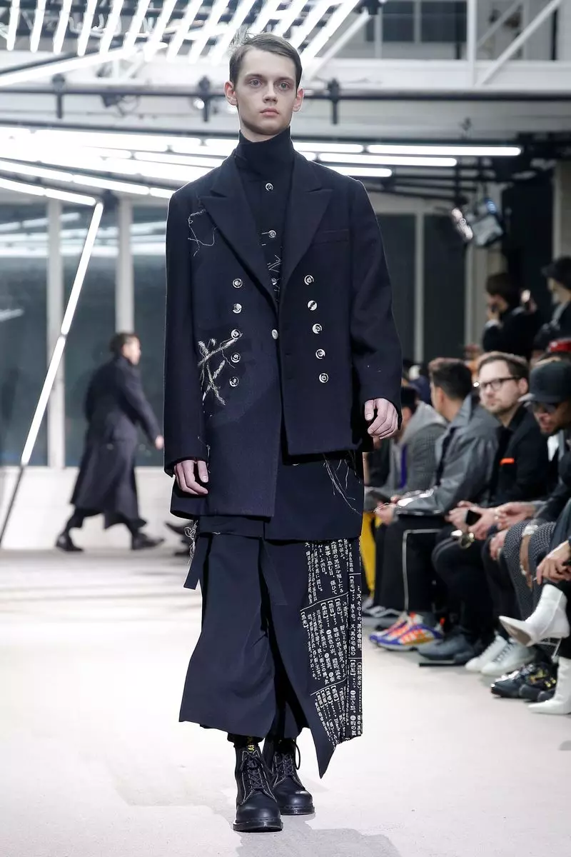 Yohji Yamamoto férfiruha, őszi tél 2019 Párizs6