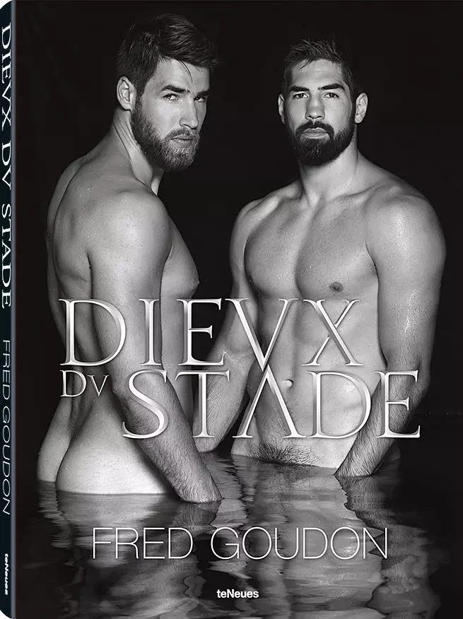 Dieux du Stade (၁၀)၊