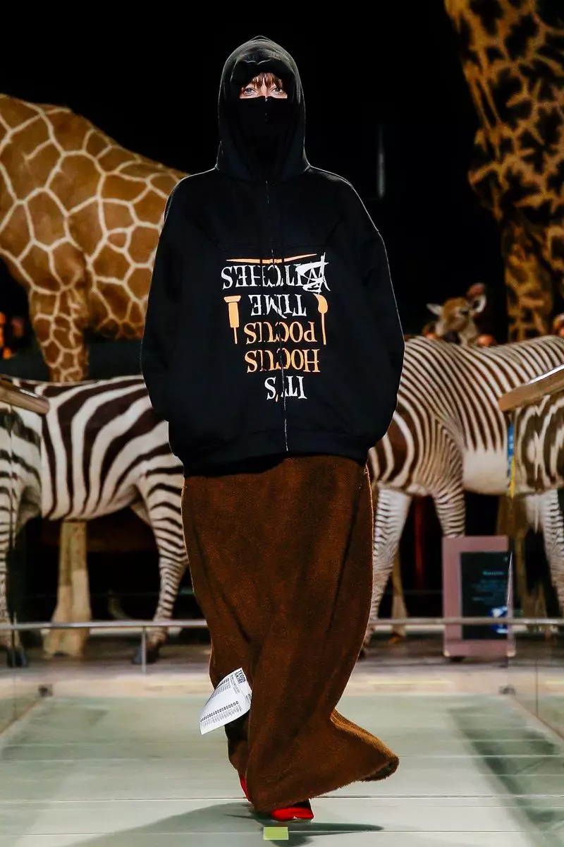 Vetements Ready To Wear Fall Winter 2019 Paris1