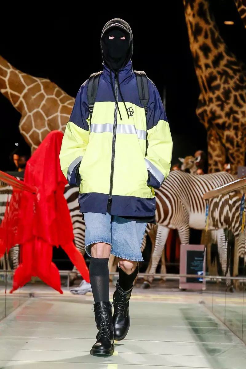 Vetements Geyinməyə Hazırdır Payız Qış 2019 Paris46