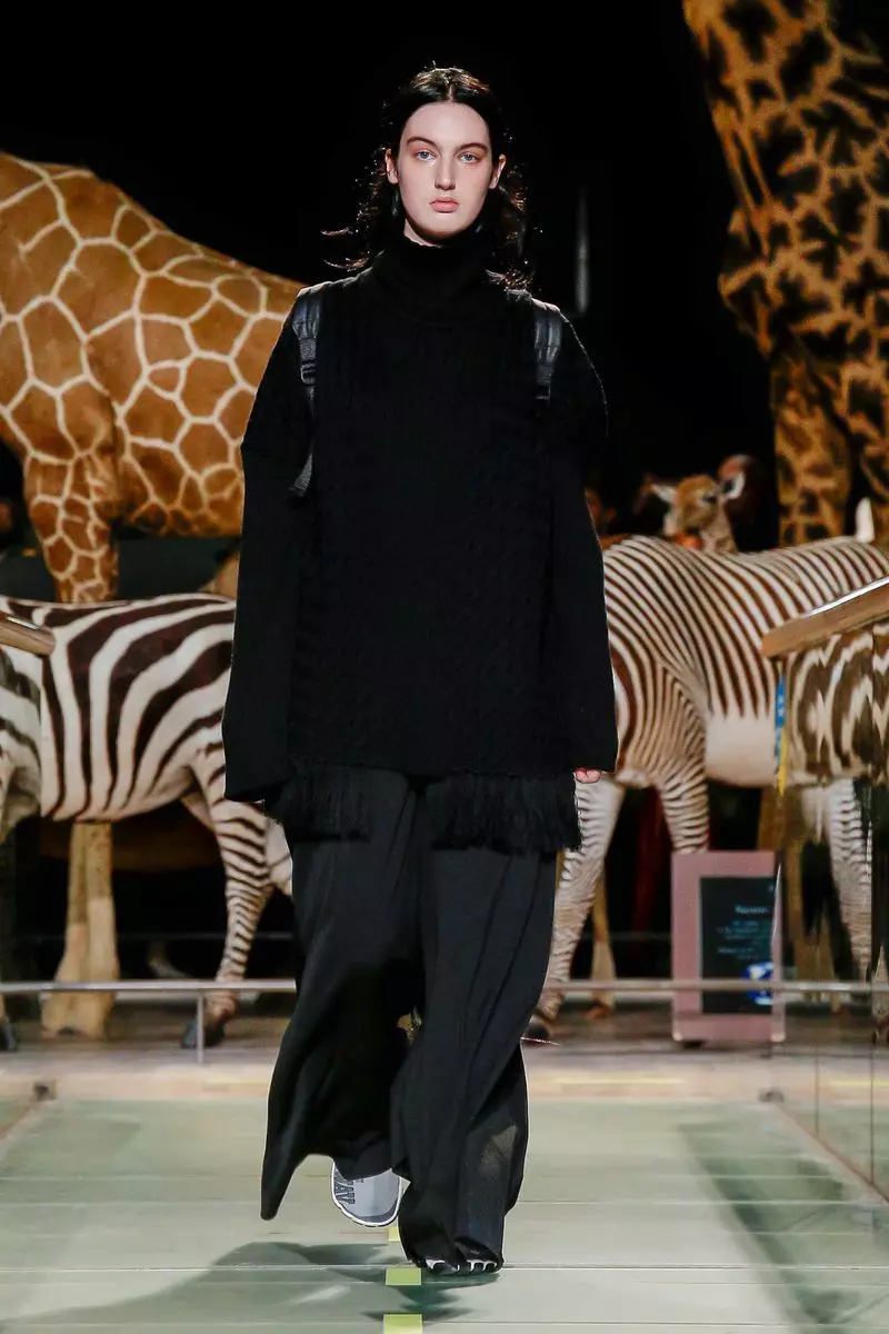 Vetements vonona hitafy ririnina 2019 Paris59